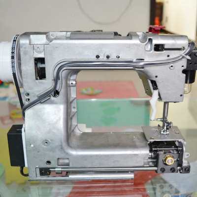 极速吃厚爱可美565p多功能家用电动缝纫机衣车小型迷你台式带锁边