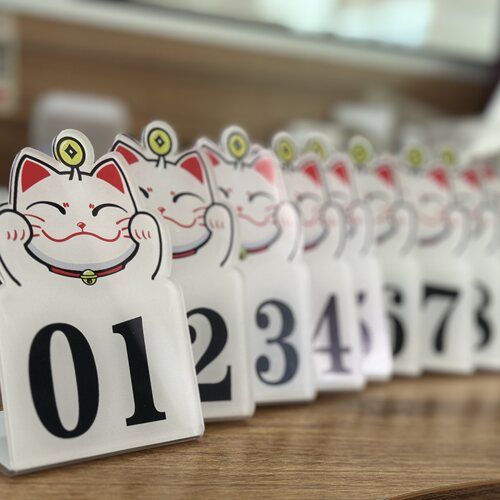 招财猫桌号牌立式座位提示牌