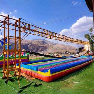 户外水上拓展项目景区网红桥无动力乐园设施气垫摇摆桥游乐设备