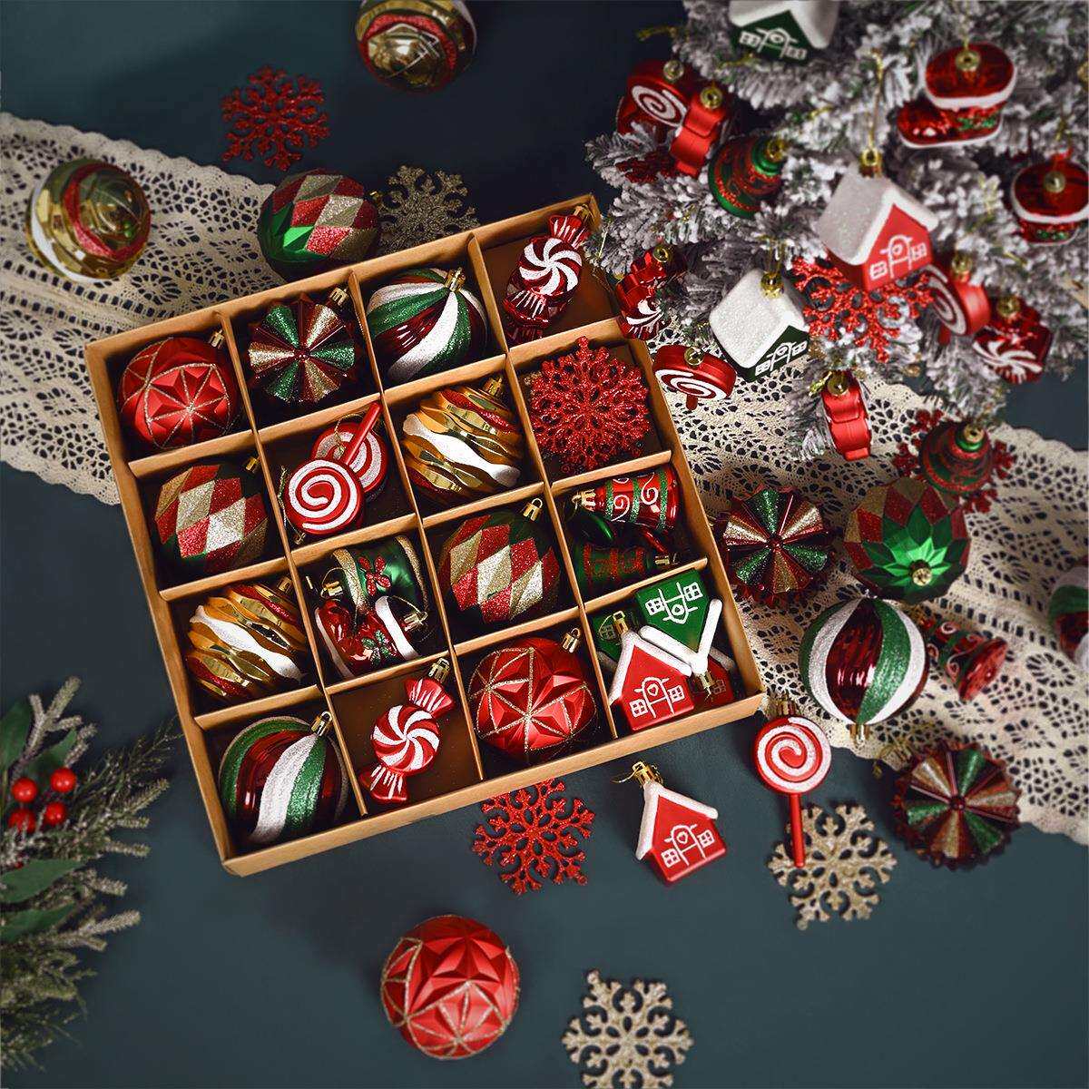 新款圣诞节装饰品40PK异形手绘塑料球节日聚会布置挂件圣诞球套装