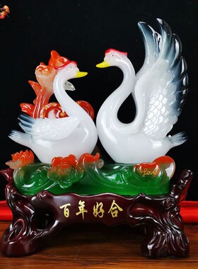 热销永结同心天鹅摆件q客厅婚房装饰品送闺蜜新人婚礼结婚礼物创