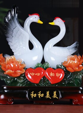 热销天鹅摆件一对大号新房客厅家居D摆设装饰品送闺蜜朋友结婚创
