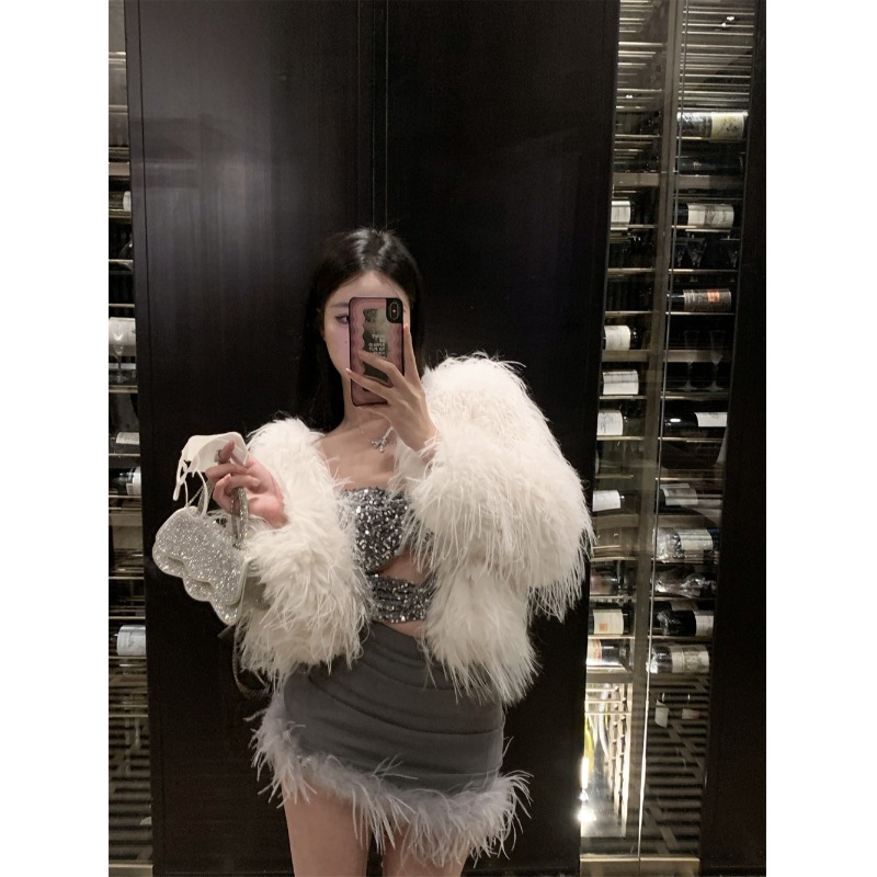 极速C位辣妹年会亮片裙秋冬性感内搭丝绒L背心抹胸拼接毛绒半身裙