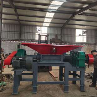 大型粉碎机废塑料铁皮撕碎机壳子板建筑模板破碎机
