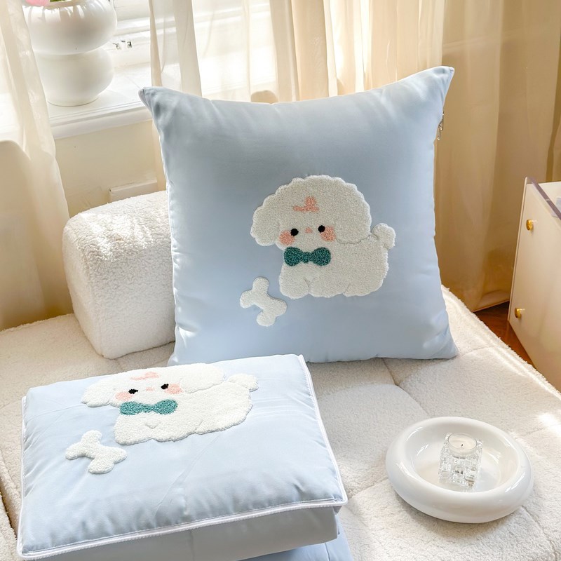 办公室午睡抱枕被子两用沙发毯子空调夏凉被车载用靠垫二合一可爱