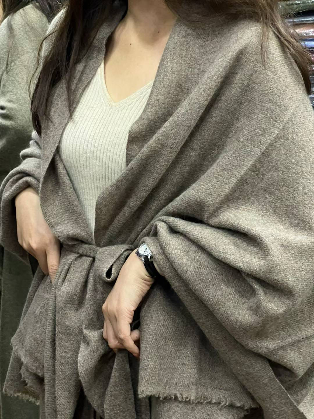 尼泊尔pashmina宽松慵懒风纯色百搭手工高品质披肩女外搭保暖围巾