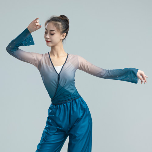 速发古练古典舞舞蹈服艺身韵纱衣仙气飘逸渐变色旗功装考上衣民族