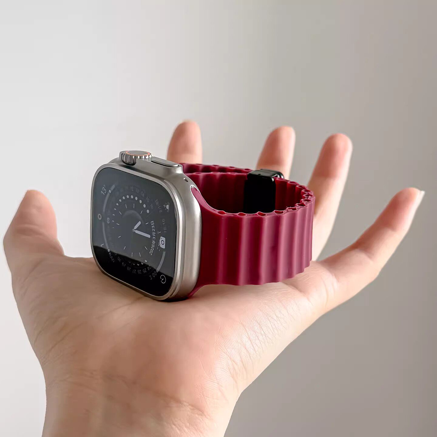 海洋硅胶磁吸折叠扣表带适用苹果手表s11新款iWatchs10腕带applewatchS9876se华为Fit4/Fit3创意小米9Pro夏天