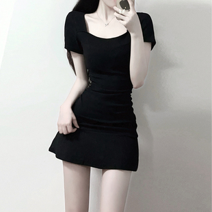 速发小个子韩版连衣小甜酷辣妹风显款材性感短身法式a字赫本裙黑