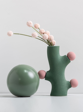 新品装饰推荐绿色带球o花器简约创意家居玄关客厅样板间装饰品插