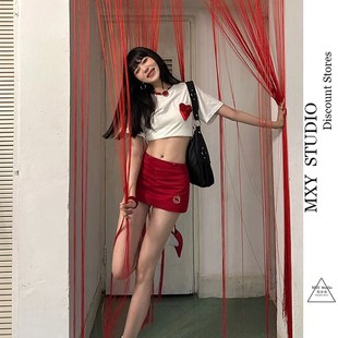 高货马小也韩系新款夏红色刺绣金属撞钉低腰复古短裙子个性小众设