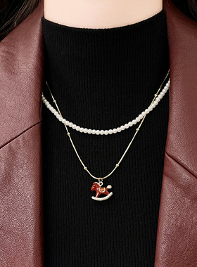 秋冬双层叠戴珍珠红色小马项链女感轻奢毛衣链本命年小众配饰