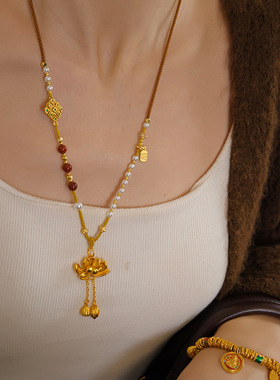 民族风沙金项链长款秋冬配饰女款轻奢小众新中式莲花吊坠颈链饰品