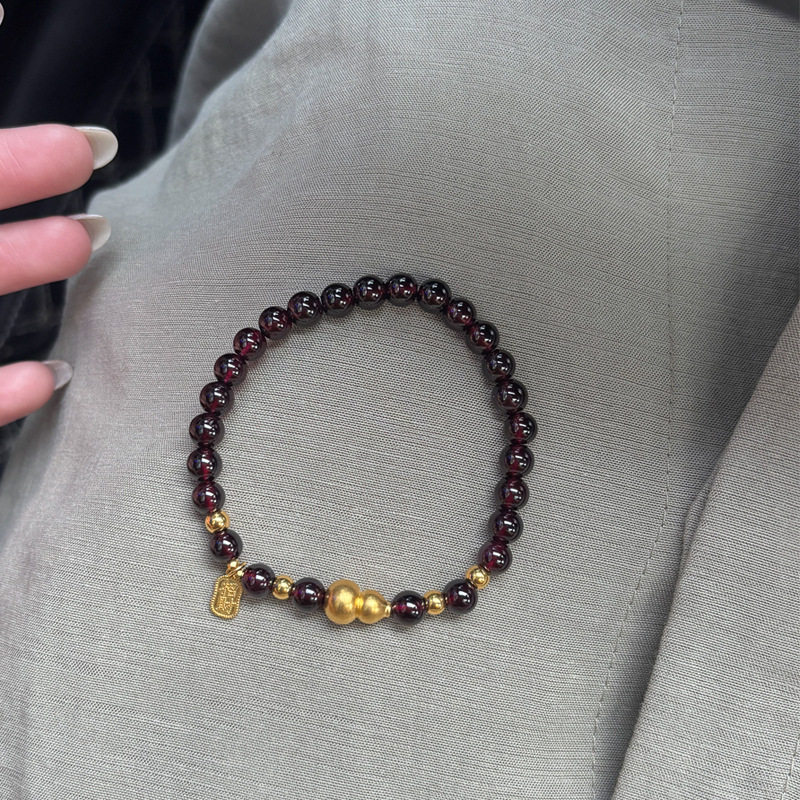 天然石榴石葫芦手串女串珠手链轻奢小众高级感新中式百搭沙金手饰