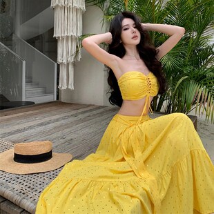 性感褶皱抹胸上衣大摆半身裙 裙夏法式 新品 适合海边度h假拍照套装