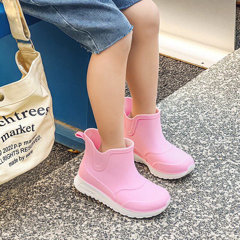 新品加绒儿童雨鞋大童厚r底轻便时尚男孩水鞋女孩可爱防滑防水胶