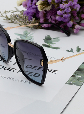 极速精致优雅珍珠偏光太阳眼x镜女复古大框圆脸白色墨镜开车驾驶