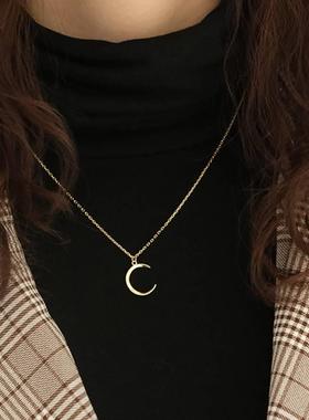极速Cold wind metal titanium steelE moon pendant necklace fe