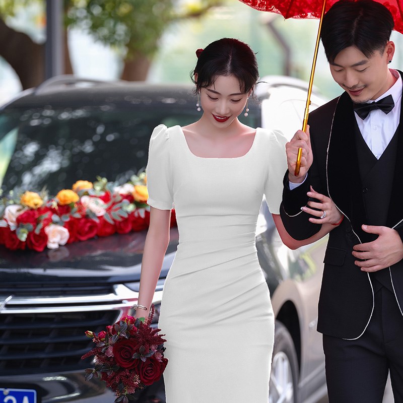 订婚裙日常可穿高端小众缎v面新娘结婚领证登记连衣裙名媛宴会礼