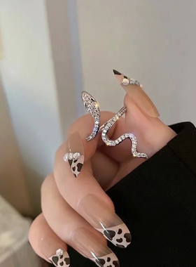 极速Vintadge Punk Snake Shape Ring for Men Women Korean Eleg