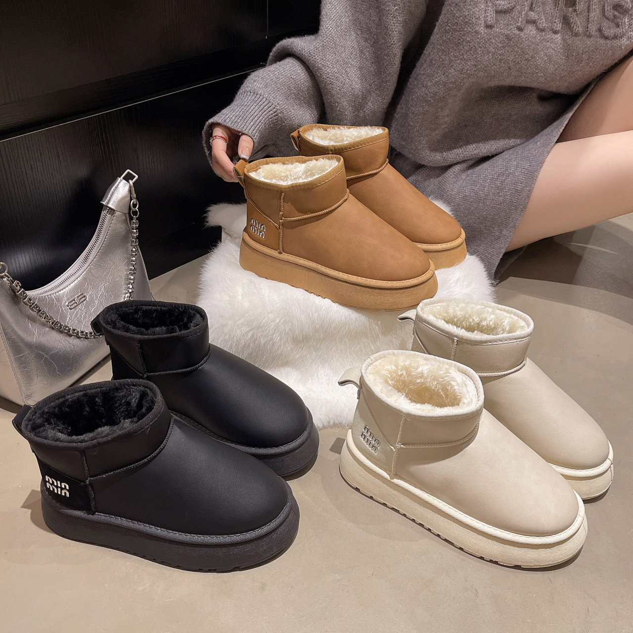 周冬雨同款mini皮毛一体雪地靴男女款保暖防滑加绒短筒情侣棉鞋冬