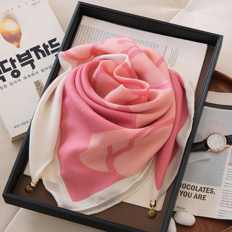 磁吸棉麻春秋薄款小方巾丝巾