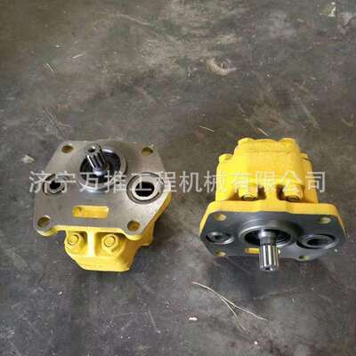 推土机D58A-17D53A-17齿轮泵704-11-38100
