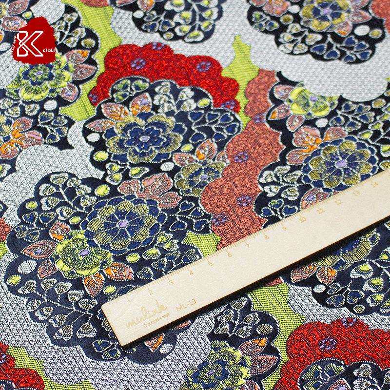 传统西阵织织锦缎花纹金襕织物金丝织和风布料出口雾里看花