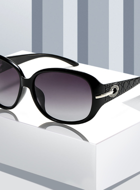 极速偏光太阳镜女士时尚潮流新款开车挡风防紫P外线圆脸眼镜中年