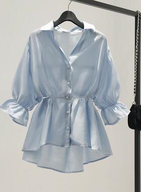 潮牌V领收腰裙摆衬衫女2025年夏季新款宽松浅蓝色娃娃雪纺衫上衣