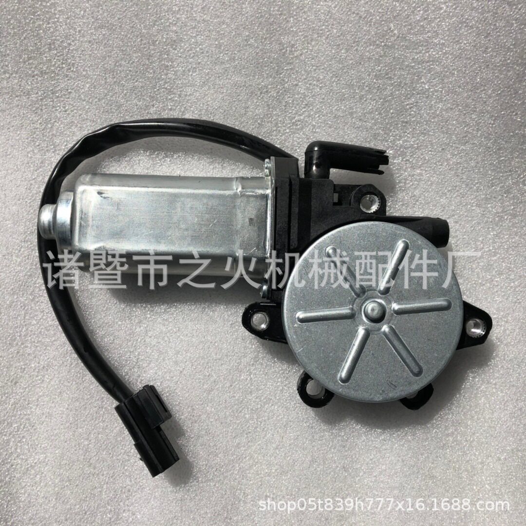 适用路虎发现2前右后右TD5V8右驾车窗升降电机CUR100440