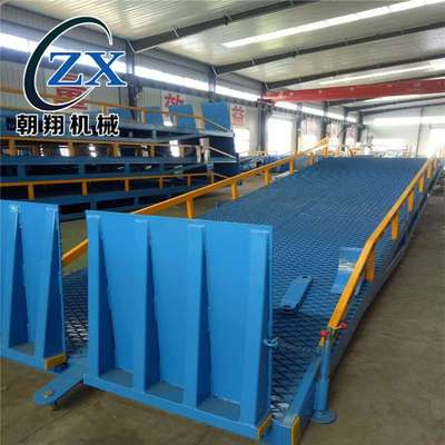 登车桥 8吨10吨集装箱装卸货升降机 移动式液压登车桥