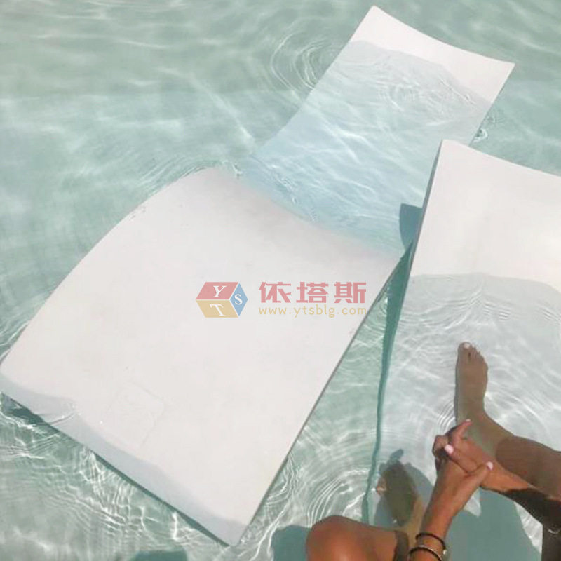 户外休闲椅S形人体工学玻璃钢沙滩椅单人酒店别墅露天游泳池躺椅