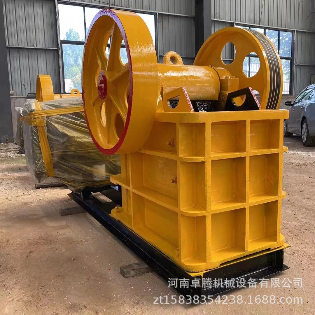 小型颚式建筑垃圾矿山破碎机