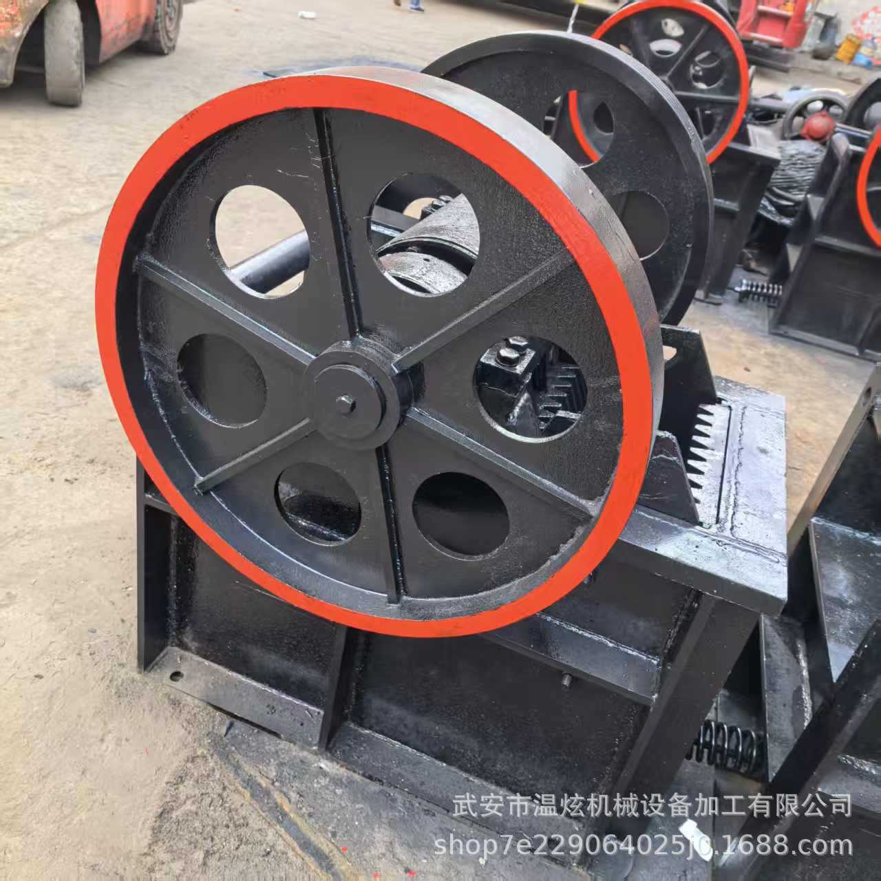 厂家直销颚式破碎机小型现货
