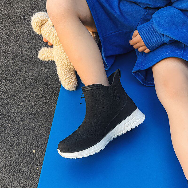 新品儿童雨鞋女款男孩雨靴大童女孩水鞋厚底防滑男童女Z童加绒防