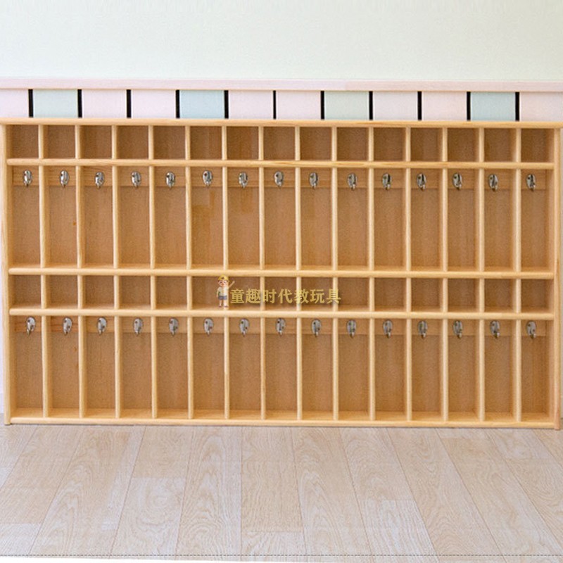 极速幼儿园早教用品儿童实木x墙壁毛巾口杯架原木色水杯收纳架毛