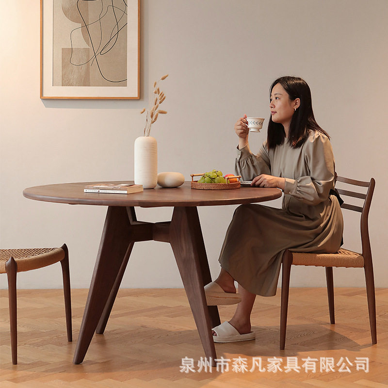 设计师复古圆形原木餐桌北欧实木小户型圆桌家用客厅美式饭桌