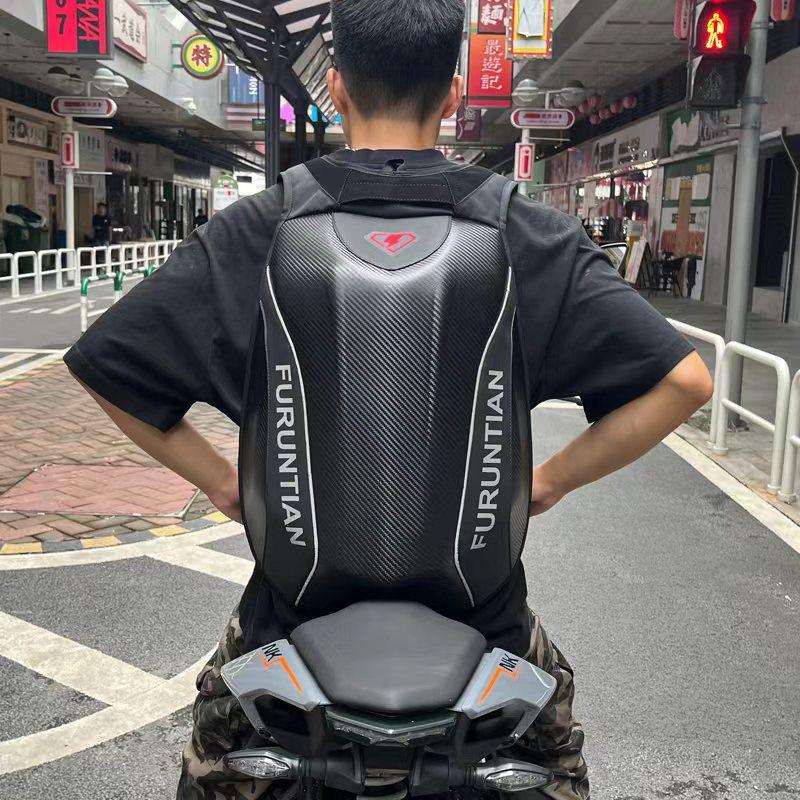 极速机车骑e士摩旅碳纤纹机车骑行双肩旅行安全帽全盔包防水硬壳