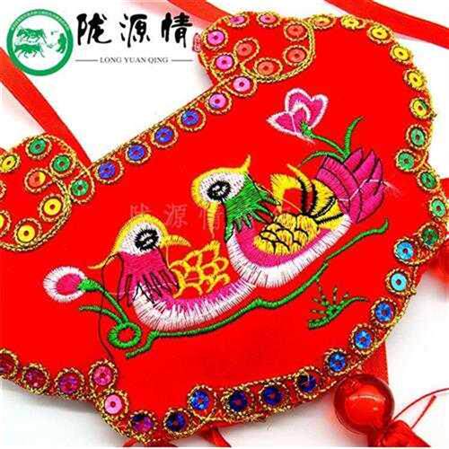 新品刺绣b婚庆/龙凤锁锁一对手工庆阳香包订婚锁结婚锁民间工艺