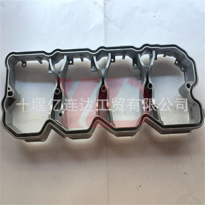厂家直销4938660康明斯ISDE四缸发动机摇臂室C4938660/4938660