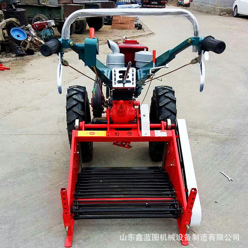 小型土豆收获机大棚60宽蜜薯芋头收果机振筛式花生大蒜挖掘出果机