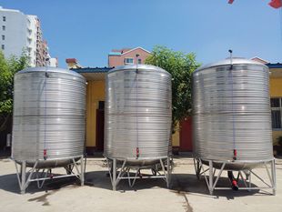 辽宁304不锈钢圆形水箱净水储水罐太阳能水箱酒店宾馆酿酒罐