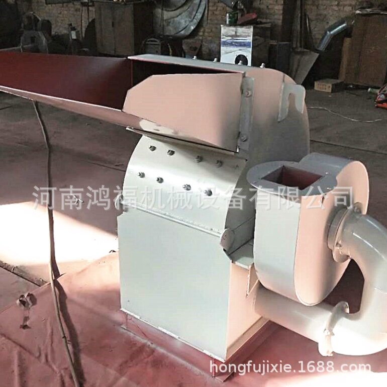 木片粉碎机湖北锯末粉碎机供应移动式木头圆木大型废旧木材破碎机