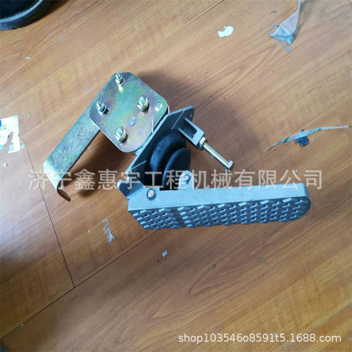 HD465-7自卸车 踏板总成569-44-61310 23W-05-15850 23W-05-15870