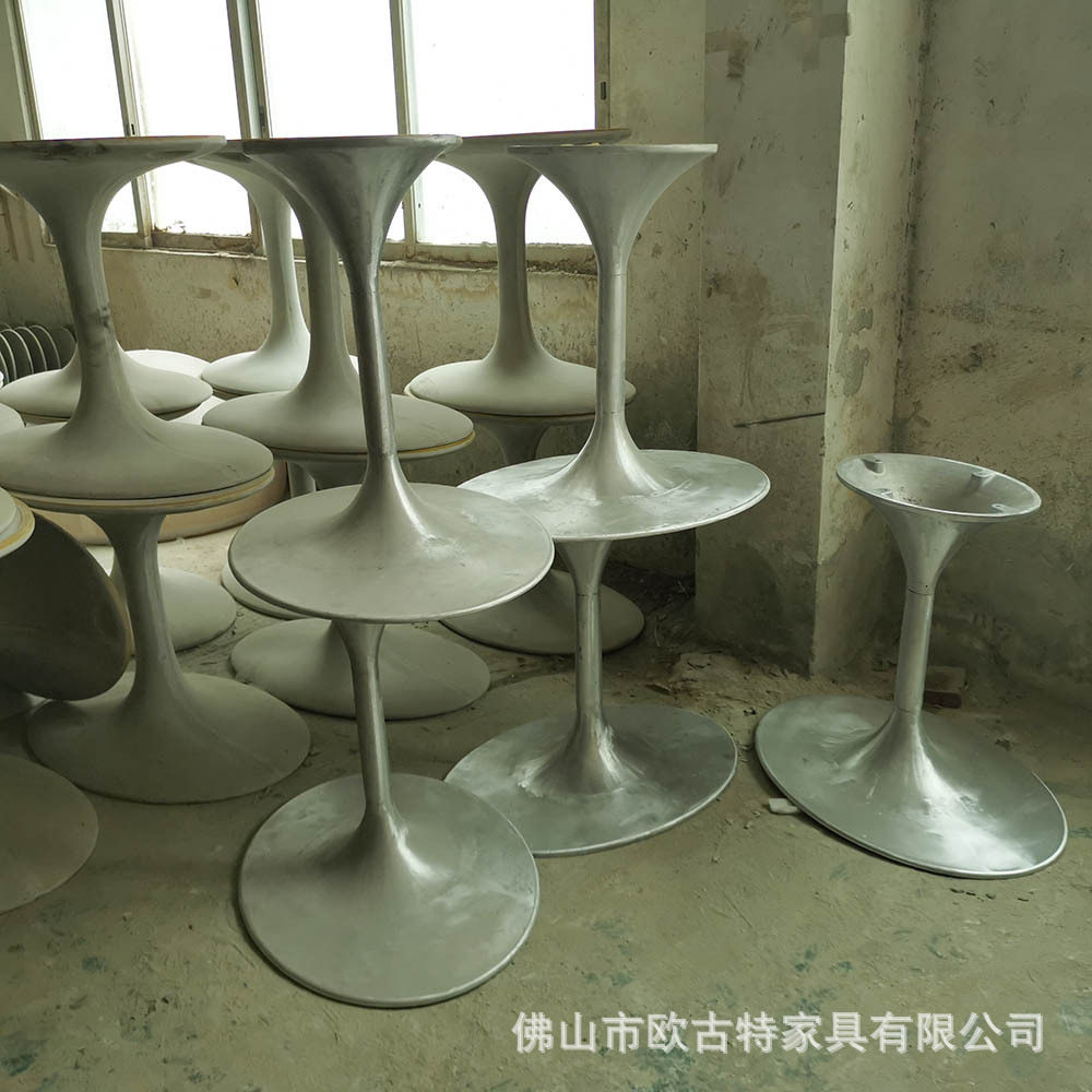 咖啡厅圆盘实心铸铝桌腿酒吧餐厅圆底桌脚北欧纯色郁金香大板台脚