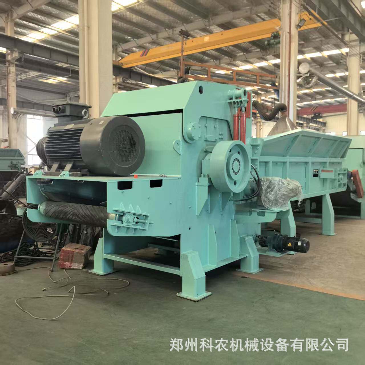 硬杂木材综合粉碎机柴油机大型强制进料废木料树根建筑模板破碎机