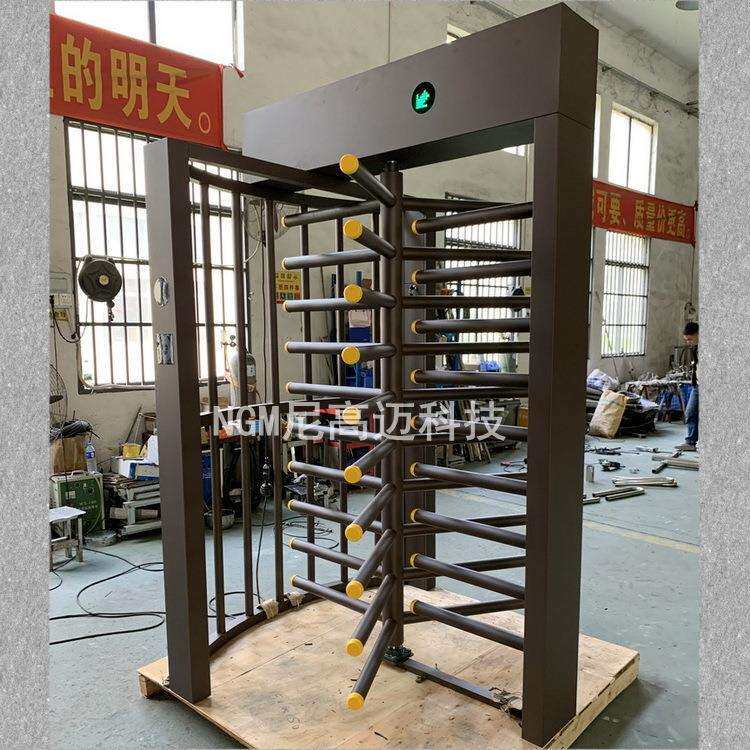 单门旋转闸门烤漆全高转闸电镀喷漆多种颜色可选彩色全高栏杆辊门