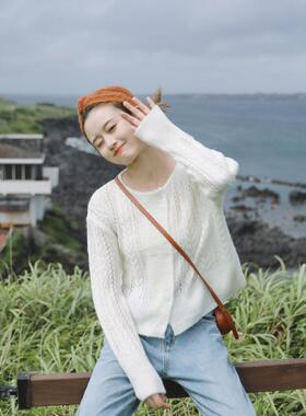 华基B 515m白色双排扣马海毛针织女式开衫2025新款春季针织针织衫