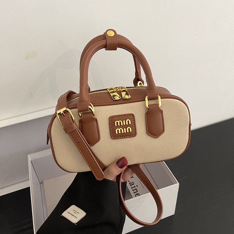 感复古波士顿手提枕头包包女2026秋冬新款百搭时尚单肩斜挎包,箱包皮具/热销女包/男包,通用款女包,淘宝优惠券,粉丝福利购,淘宝优惠卷